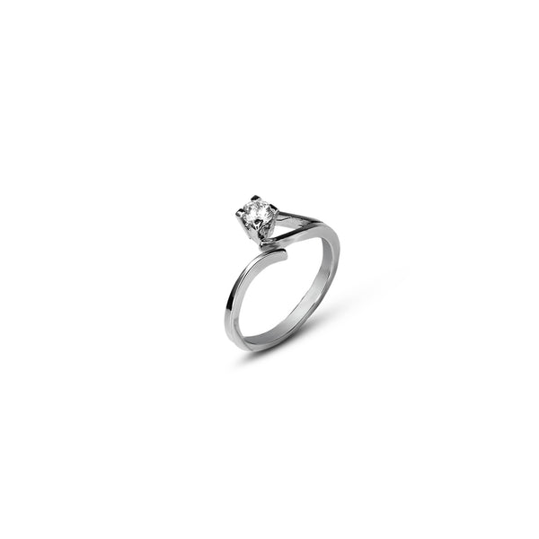 Ring in Cubic Zircon
