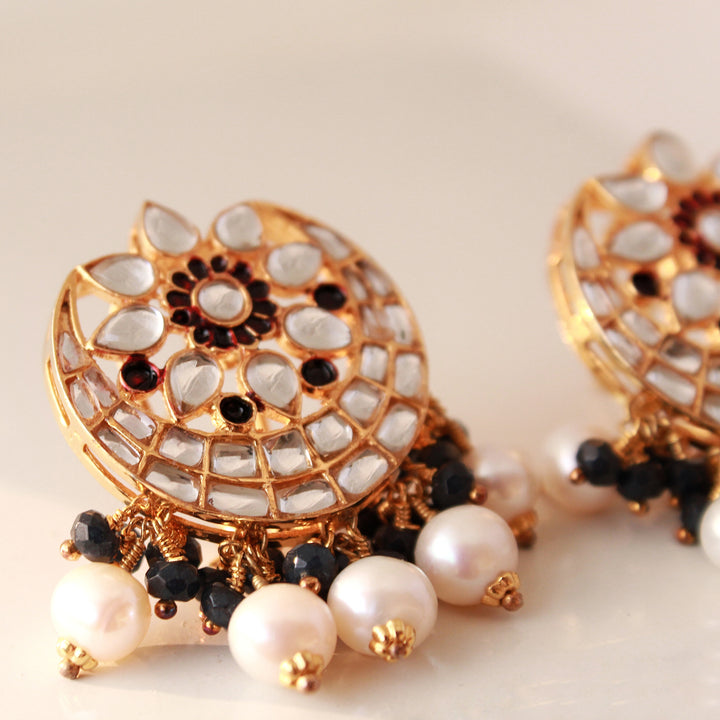 Earrings in Kundan Work and Pearls (6240005914807)