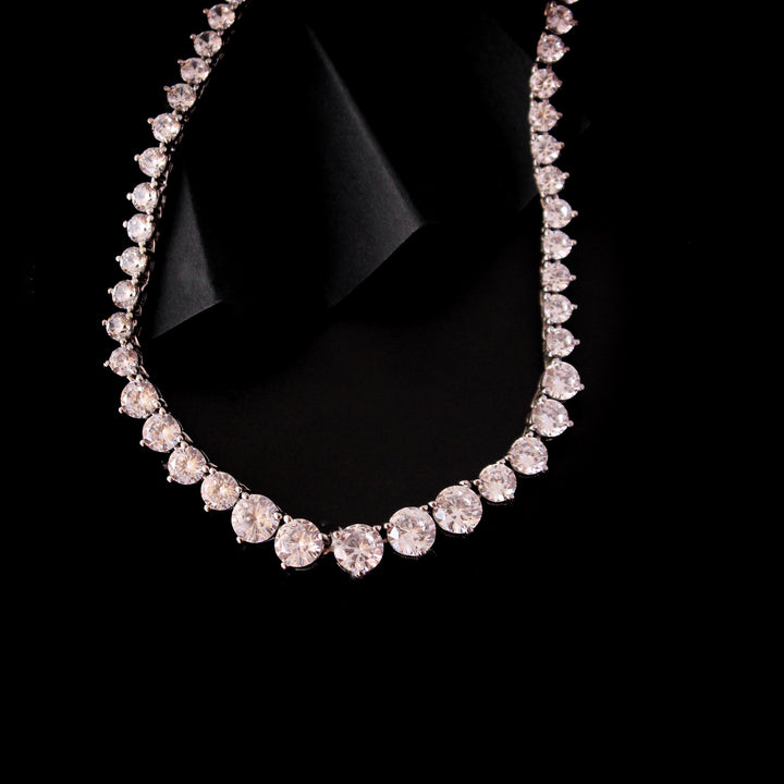 Diamond style neckline (6239998935223)
