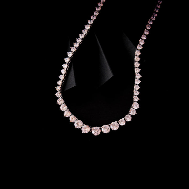 Diamond style neckline (6239998935223)