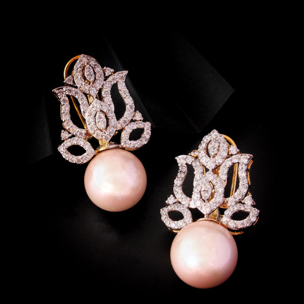 Earrings in fresh water pearls (6239999099063)