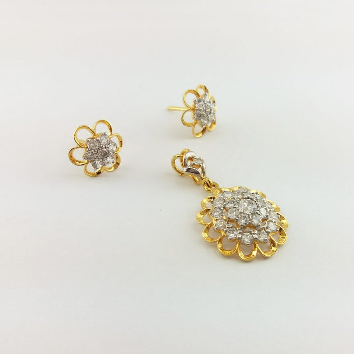 Locket Set with Zircons (6239974949047)