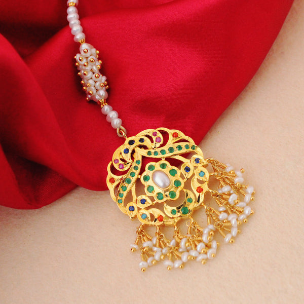 Teeka with Nauratan and Pearls (6239991759031)