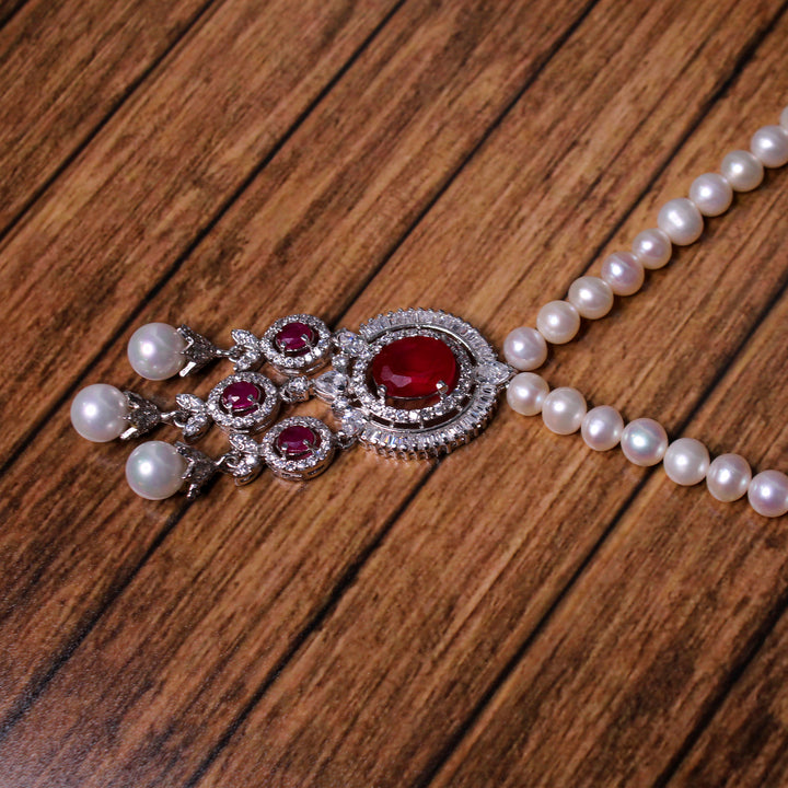 Pendant in Chetum and Pearls (6981475795127)