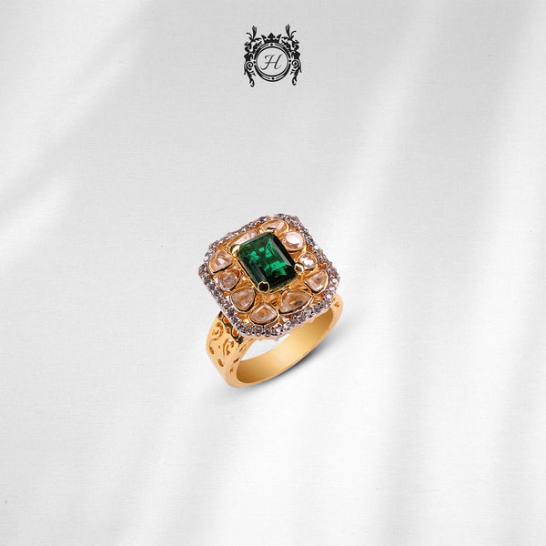 Ring in Green Onyx, Polkies and Zircons
