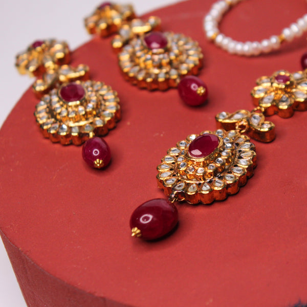 Necklace Set in Chetum and Kundan (7508821770474)