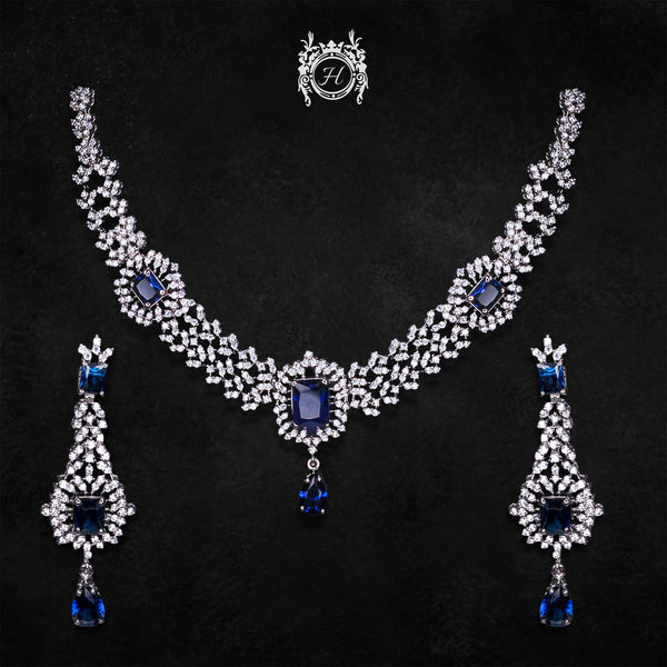 Necklace Set in Blue Onyx and Zircons