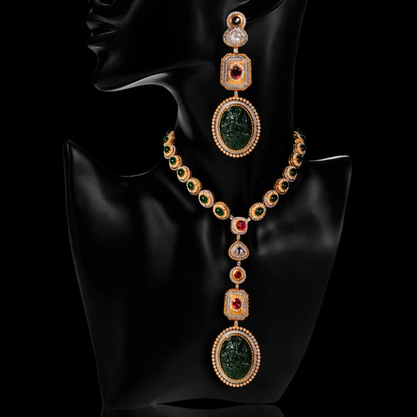 Necklace Set in Jade and Chetum