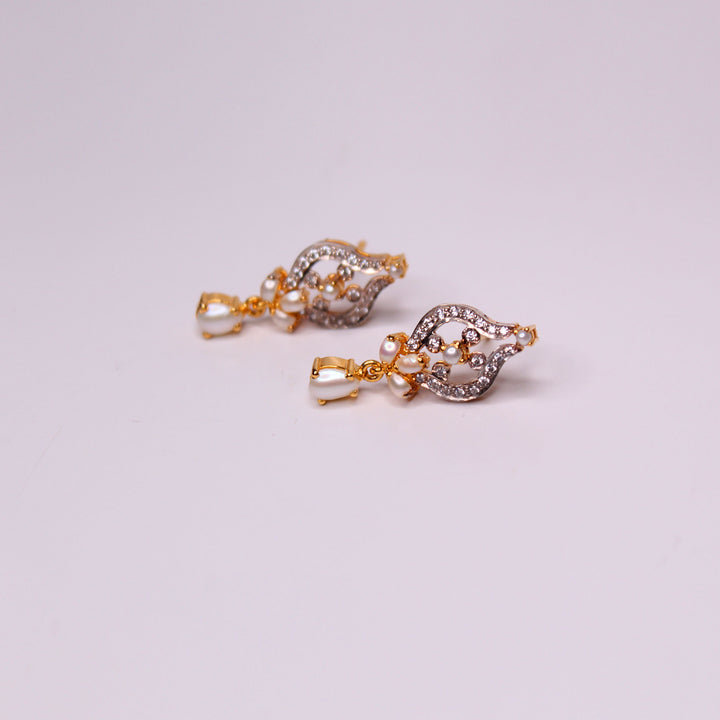 Earrings in Pearls and Zircons (7350776168682)