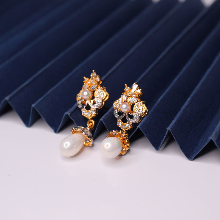 Earrings in Pearls and Zircons (7463066370282)