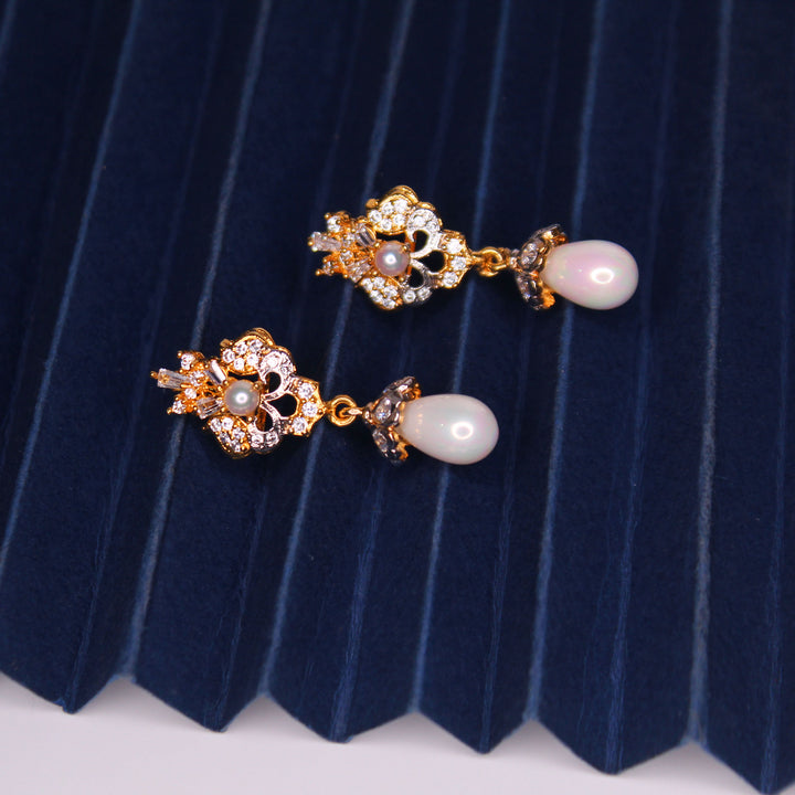 Earrings in Pearls and Zircons (7463066370282)