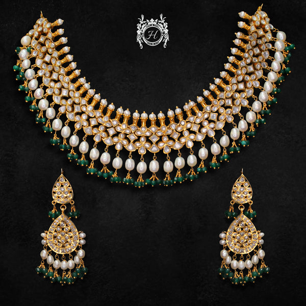 Necklace Set in Jade, Pearls and Kundan