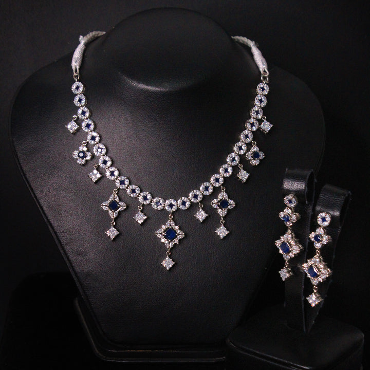 Necklace set in Blue Onyx and Zircons (6931593494711)