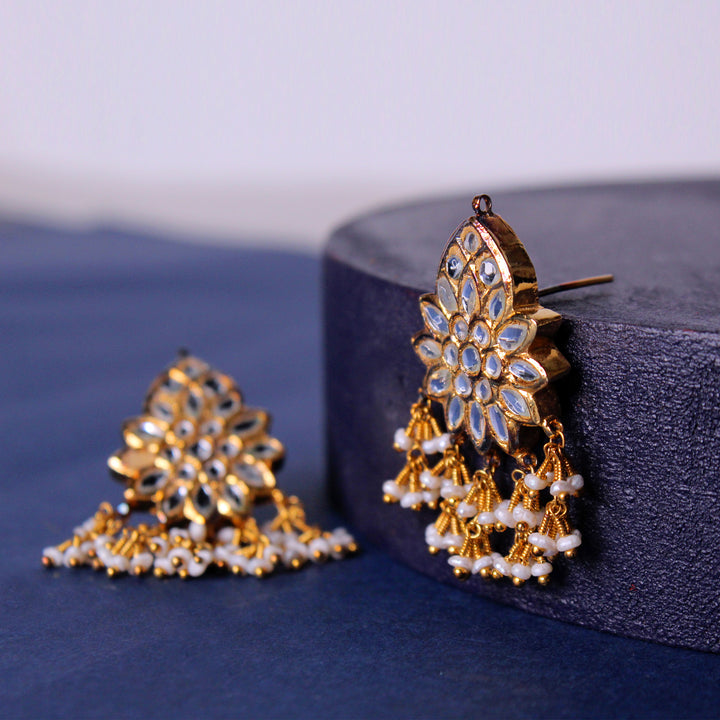 Earrings in Pearls and Kundan Work (6954310631607)