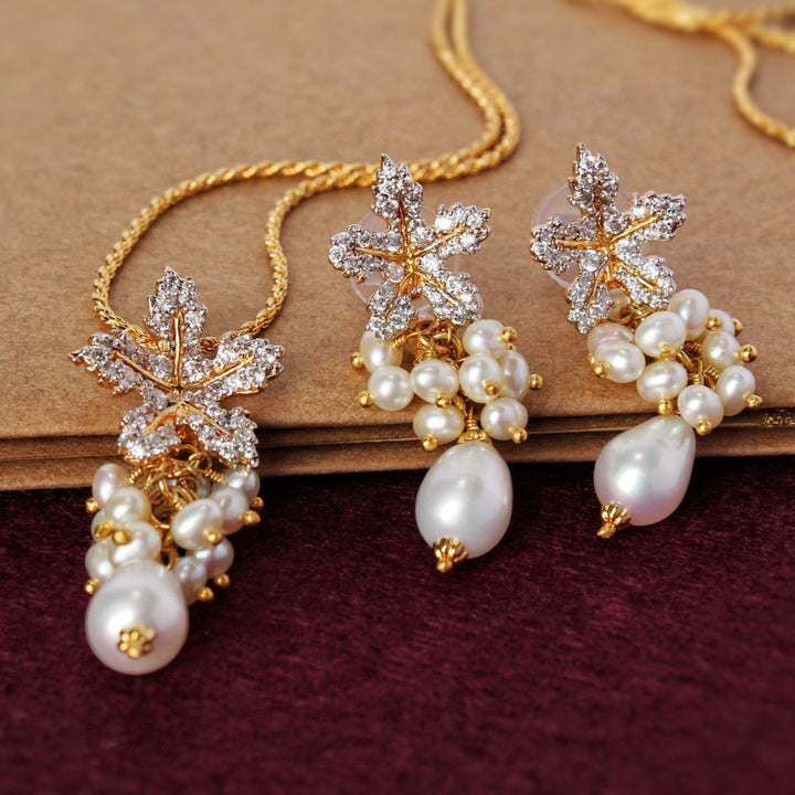 Pendent Set with Pearls (6239974391991)