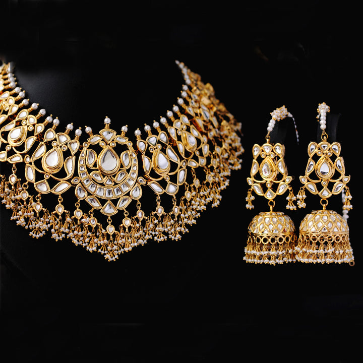 Necklace with Kundan and Pearls (6280868757687)