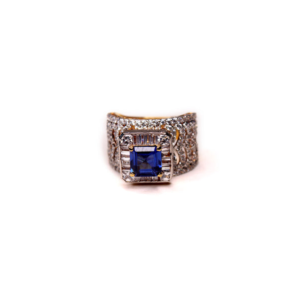 Ring in Blue Onyx and Cubic Zircons