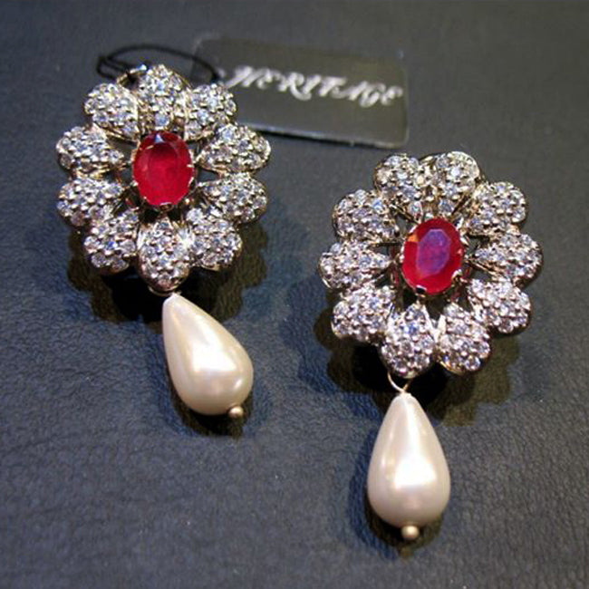 Earrings in chetum, pearls-0 (6239940575415)