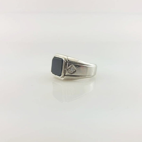 Gents Ring with Black Onyx-1462 (6239966265527)